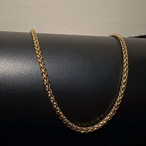 Twisted Gold Chain Necklace